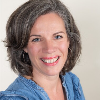 Hélène CUMANT