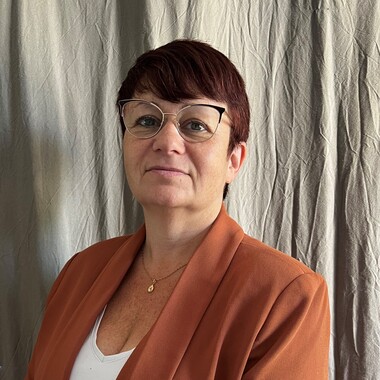 Anne SINGER