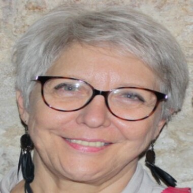 Annick DEGUIN