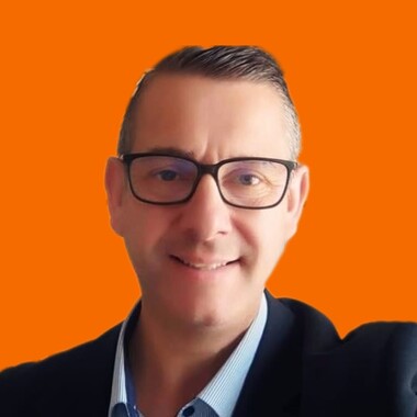 Etienne SAMAIN