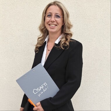 Coralie BRU