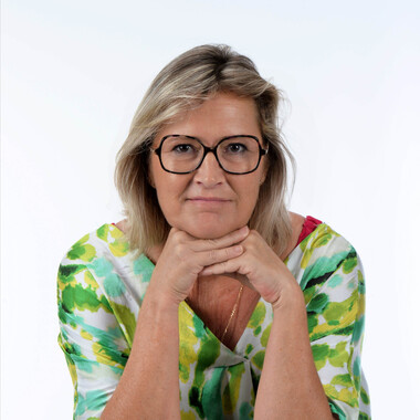 Claire BARROS