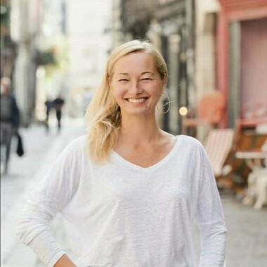 Aliette LANGOLFF