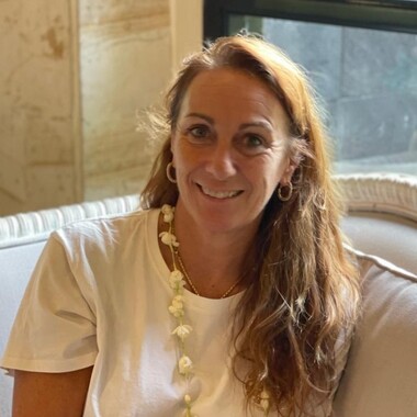Hélène RAIA
