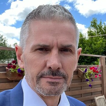 Photo de David Clerbout, conseiller immobilier Safti