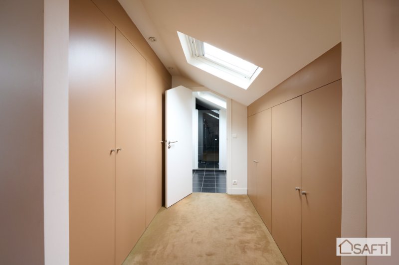 Maison a louer courbevoie - 8 pièce(s) - 171 m2 - Surfyn