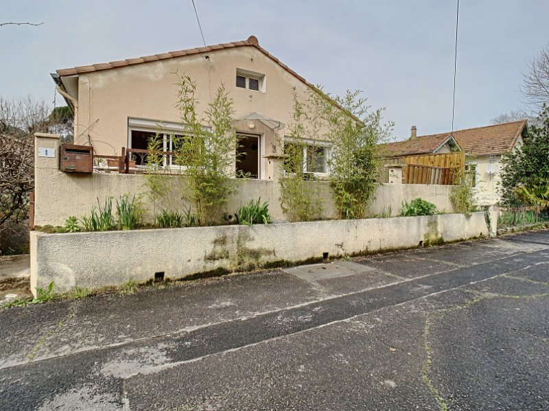 Vente Maison 113m² 8 Pièces à Lamalou-les-Bains (34240) - Safti